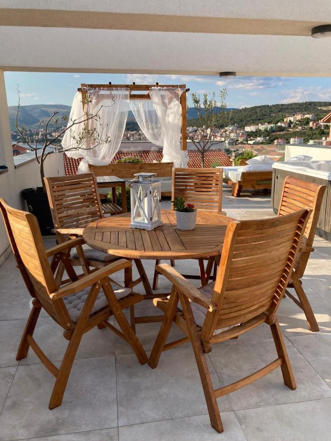 Rooftop Spa Apartment Trogir Exterior photo